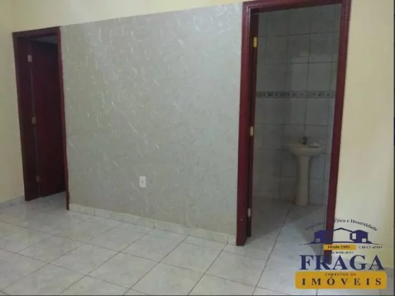 Imagem CASA C/ 175 M² / 02 QUARTOS SENDO 01 SUÍTE / 02 VAGAS