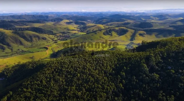 Imagem Fazenda de 1067 alqueires à venda em Santa Branca com 180 nascentes