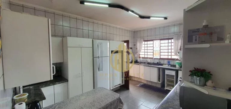 Imagem Casa 3 dormitórios com suíte - área gourmet com churrasqueira - SALÃO COMERCIAL - Vila Monte Alegre - Ribeirão Preto/SP