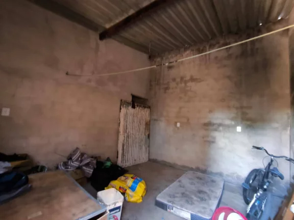 Imagem Casa De 2/4 Com Barracao No Jardim Bela Vista Goiania