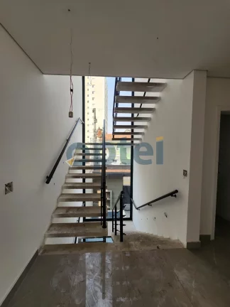 Imagem Sobrado Comercial ou Residencial com 3 Suítes, 6 vagas Piscina no Centro de São Bernardo do Campo