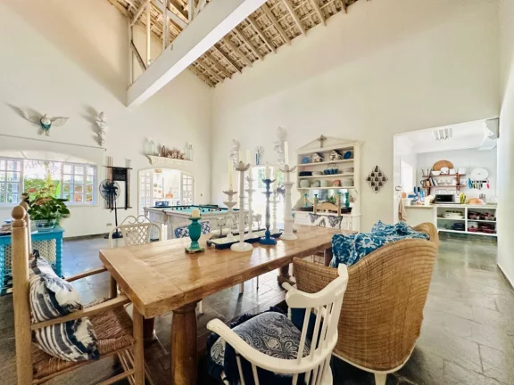 Imagem Casa de luxo à venda no Riviera de São Lourenço Módulo 22: 4 suítes, 6 vagas, 394,81m² - Oportunidade única!