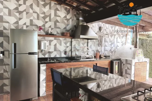 Imagem Casa bem localizada - Praia de Juquehy, 450 metros da praia, piscina, churrasqueira, 6 dormitórios, acomoda 14 pessoas | Juquehy Imobiliária