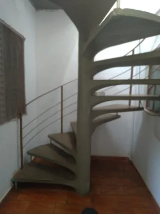 Imagem Casa á venda em Piracicaba , Bairro Nova Pompéia, com 3 dormitórios ,sendo 1 suite, 2 banheiros ,...