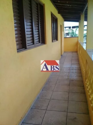 Imagem Duas casas sobrepostas em um terreno 10x30 , ótimo imóvel para renda, aceita troca por apartamento de maior valor em Santos ou Guarujá