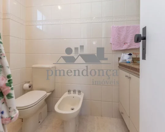 Imagem Apartamento à venda na Rua Apinajés com 3 quartos( 1 suíte )e 2 vagas, 130m²