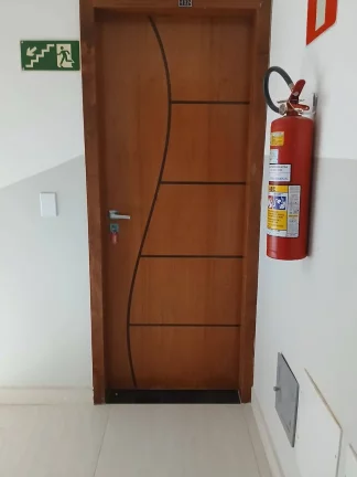 Imagem ALUGO APTO PRIMEIRO ANDAR