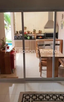 Imagem Descubra o lar perfeito para a sua família nesta linda casa que une sofisticação e praticidade!

...