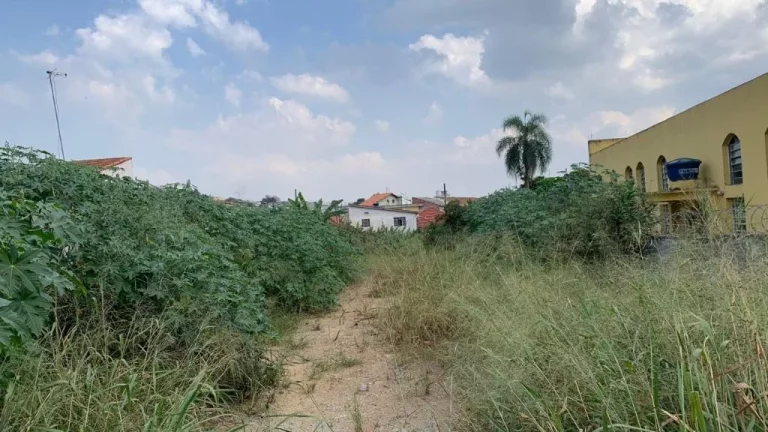 Imagem Terreno à venda, 625 m² por R$ 850.000,00 - Centro - Poá/SP