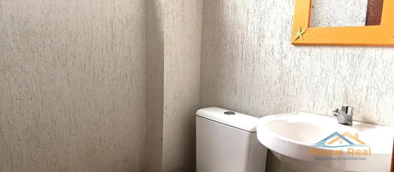 Imagem Sobrado com Piscina Privativa