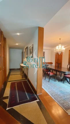 Imagem Apartamento à Venda em Moema - São Paulo/SP.