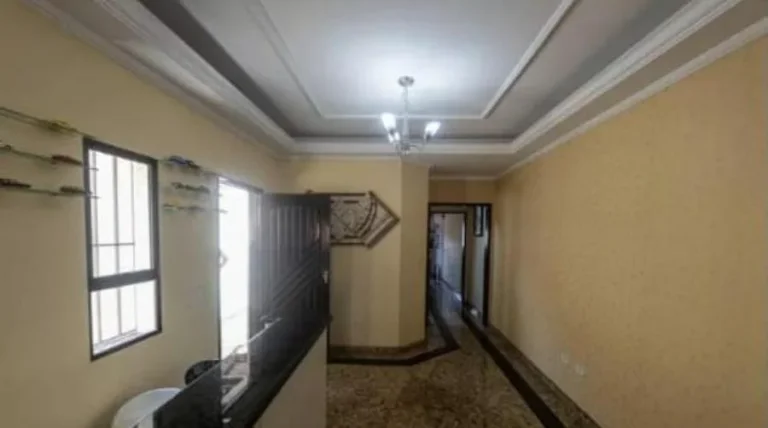 Imagem Sobrado para Venda por R$790.000,00 com 220m², 3 dormitórios, 1 suite e 5 vagas - Penha, São paulo / SP - Cód. BDI37397