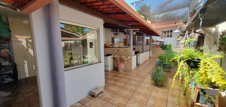 Imagem CASA RESIDENCIAL em ESMERALDAS - MG, NOVA ESMERALDAS