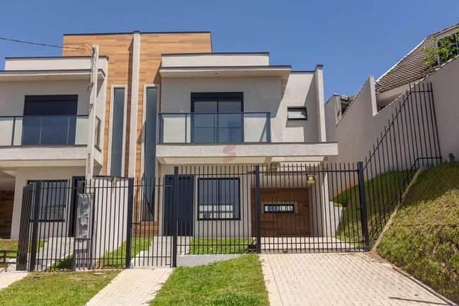 Imagem SOBRADO com 3 dormitórios à venda com 151.57m² por R$ 690.000,00 no bairro Atuba - CURITIBA / PR