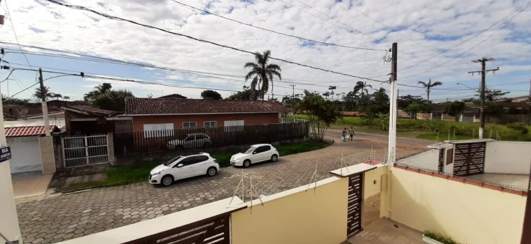 Imagem Casa para Venda em Itanhaém, Cibratel II, 3 dormitórios, 2 suítes, 1 banheiro, 2 vagas