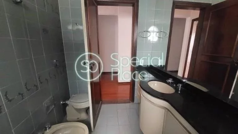 Imagem Apartamento amplo e iluminado no Jardim América. São 241m² de área privativa com 3 dormitórios ...