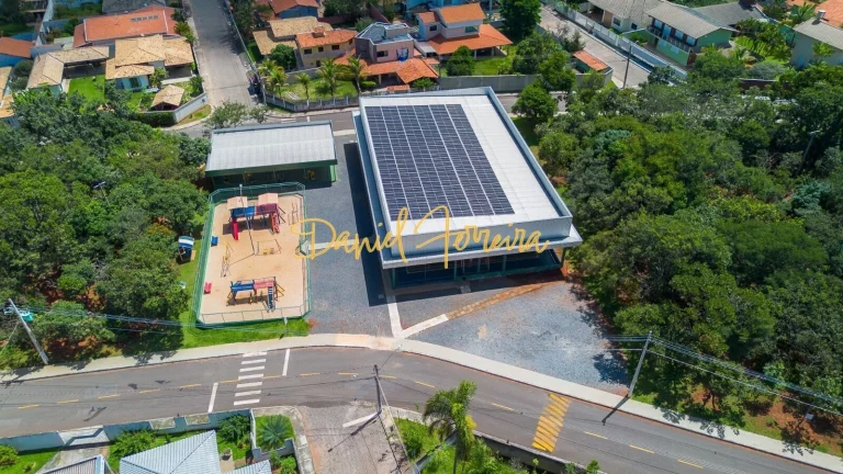 Imagem Terreno plano com 600 m² à venda no condomínio Parque do Mirante
