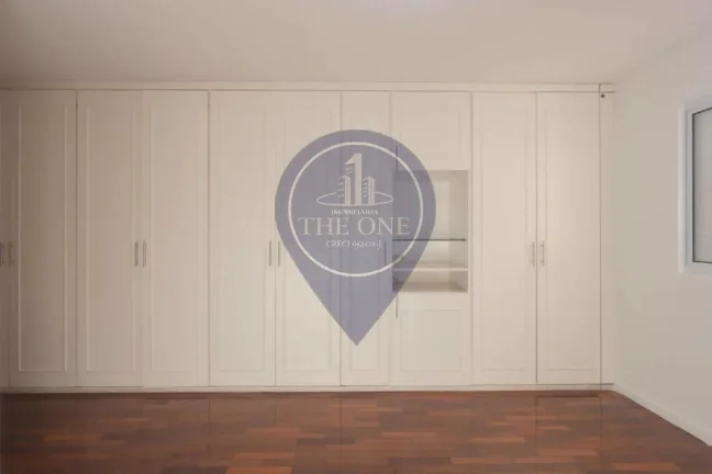 Imagem Apartamento para locação de alto padrão no Itaim Bibi, São Paulo-SP: 3 quartos, 1 suíte, 2 salas, 2 banheiros, 2 vagas, 240m².