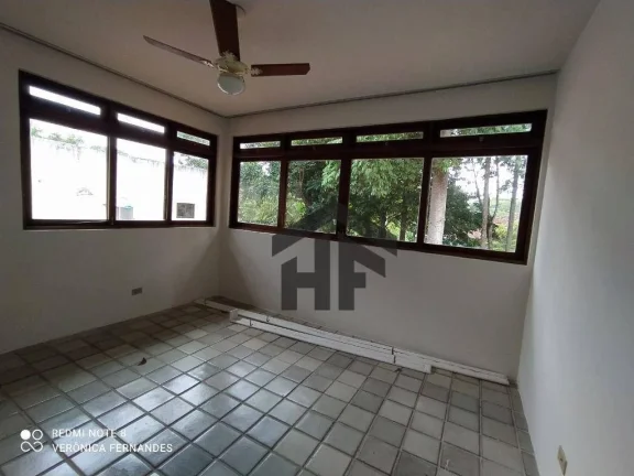 Imagem Casa de 230m² para alugar, com 3 quartos (1 suíte), localizada em Aldeia, Camaragibe - Pernambuco.