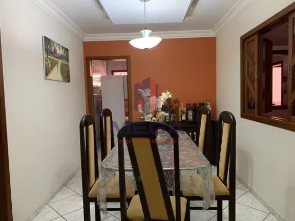 Imagem Linda casa colonial no bairro Araças R$750.000,00