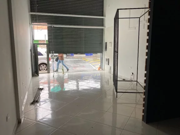 Imagem Salão para alugar, 36 m² por R$ 3.150,00/mês - Centro - Suzano/SP
