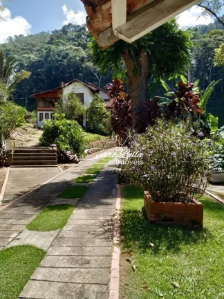Imagem Casa com 3 dormitórios à venda por R$ 1.700.000,00 - Ponte Nova - Teresópolis/RJ