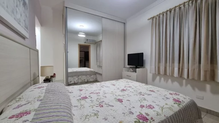 Imagem Apartamento à venda, 109 m² por R$ 950.000,00 - Pitangueiras - Guarujá/SP