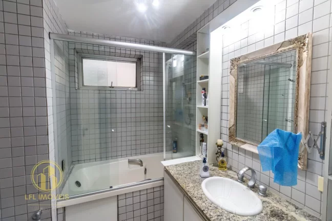 Imagem Amplo Apartamento à Venda: 3 dormitórios sendo 1 suíte , 1 vaga. Av. Nove de Julho, Jardim Paulista