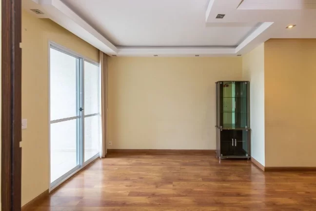Imagem Vende apartamento de 62m² com 3 dormitórios e uma vaga no Jardim Aeroporto