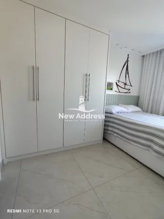 Imagem Porteira Fechada, 3 quartos, ar em todos os ambientes, varanda com fechamento, lazer completo. Em Itapoã, perto da praia. Pronto pra morar!