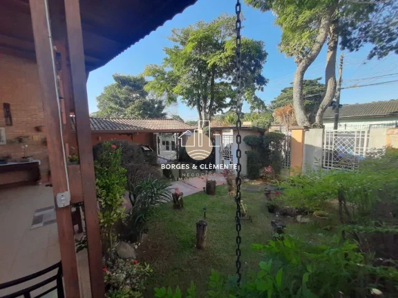 Imagem Casa com 3 dormitórios à venda, 294 m² por R$ 1.500.000 - Vila Esperia