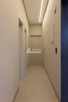 Imagem Encantadora casa à venda no Loteamento fechado Parque Dos Buritis 2, em Uberaba