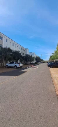 Imagem Apartamento com 2 dormitórios à venda, 47 m² por R$ 200.000,00 - Loteamento Clube V - São José do Rio Preto/SP