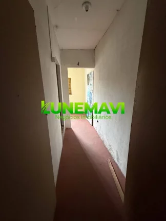 Imagem Salão Comercial para Alugar em Ferraz - Próximo à Futura Estação Lajeado