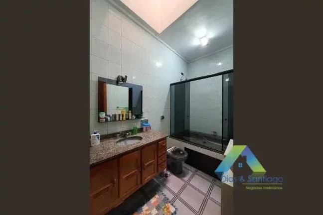 Imagem Casa à venda com 180m², 4 quartos e 2 vagas