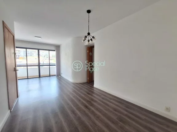 105 metros 4 dormitórios 1 suíte 2 vagas Edifício bem localizado, com lavabo, dependência de emp...