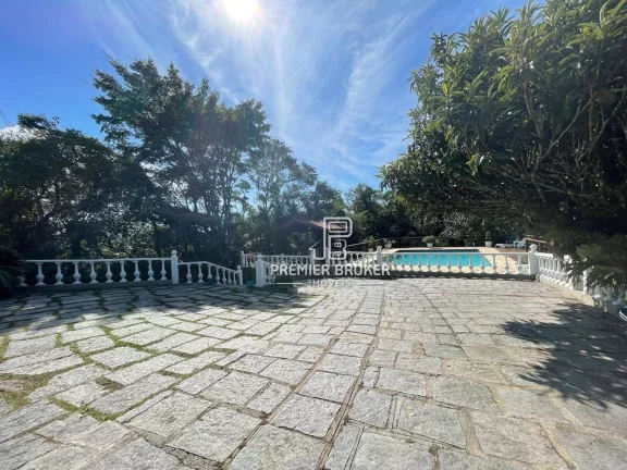 Imagem Casa fora de condomínio com 5 dormitórios à venda, 512 m² por R$ 2.350.000 - Comary - Teresópolis/RJ