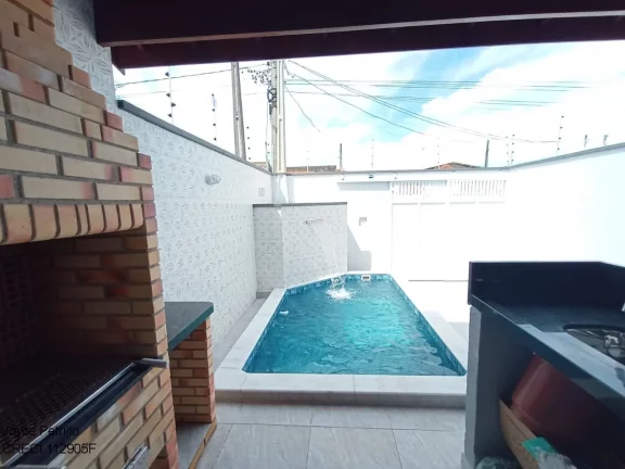 Imagem Imperdível Casa à Venda em Peruíbe-SP no Jardim Imperador