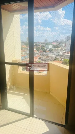 Imagem Apartamento com valor em oportunidade a venda na vila Santa Catarina. Vendo Apartamento de 68m², com 3 Dormitorios, Sacada e 1 vaga de garagem, condômino com lazer completo como, Academia, Piscina, 2 salões de festas, Àrea gourmet com churrasqueira, brinq