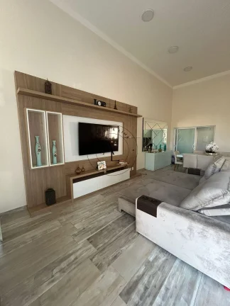 Imagem Casa Térrea em Condomínio: 3 Quartos Amplos e Piscina Privativa – Conforto e Exclusividade!