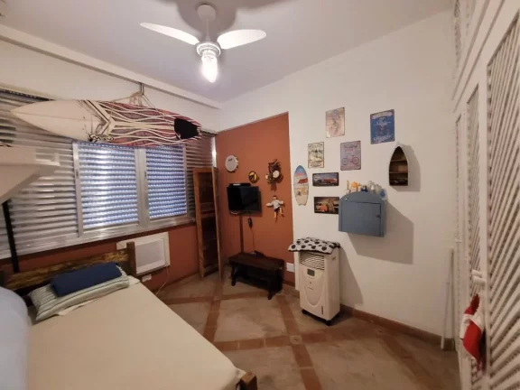 Imagem PITANGUEIRAS – CALÇADÃO, AMPLO APARTAMENTO COM 90 M² ÚTEIS, 01 VAGA DE GARAGEM NO PRÉDIO, LOCALIZAÇÃO PRIVILEGIADA.