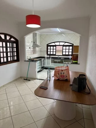 Imagem Lindo Sobrado no Parque São Vicente de 3 dorm com 1 suite