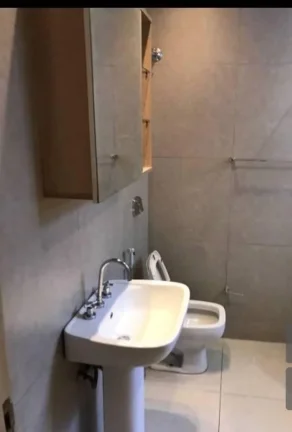 Imagem VENDO APARTAMENTO CASINHA DE BONECA TODO REFORMADO COM VARANDA