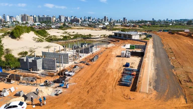 Imagem Casa de condomínio à venda em Passo de Torres, Centro, com 3 quartos, 183,3m²