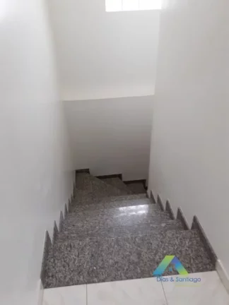 Imagem JARDIM DO MAR Lindo Sobrado 175 metros, 3 dormitórios, espaço gourmet, 2 vagas com ótima localização e valor !!!