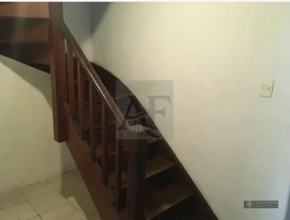 Imagem Sobrado para alugar em Vila Bertioga, São Paulo