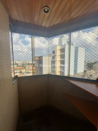 Imagem Apartamento amplo e bem localizado no Balão do Castelo, ao lado da Padaria Nico. Conta com sala par...
