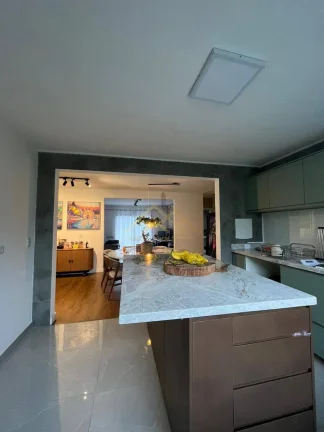 Imagem Casa moderna no Pilarzinho