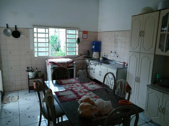 Imagem Casa à venda no bairro Jardim do Vale - Guaratinguetá/SP
