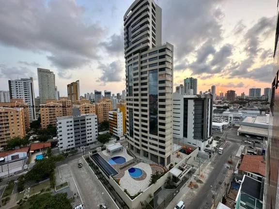 Imagem Cobertura para Venda em Natal, Lagoa Nova, 4 dormitórios, 4 suítes, 6 banheiros, 6 vagas
